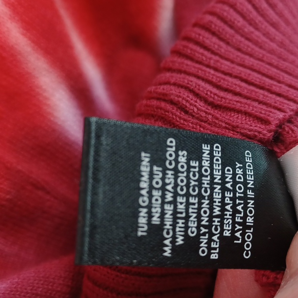 Torrid Tie Dye Raglan Pullover NWT - Picture 6 of 6